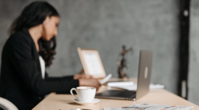 Бессонница: причины и проверенные способы улучшить качество сна без лекарств